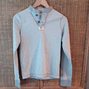 Abercrombie & Fitch Light Blue Long Sleeve Tee